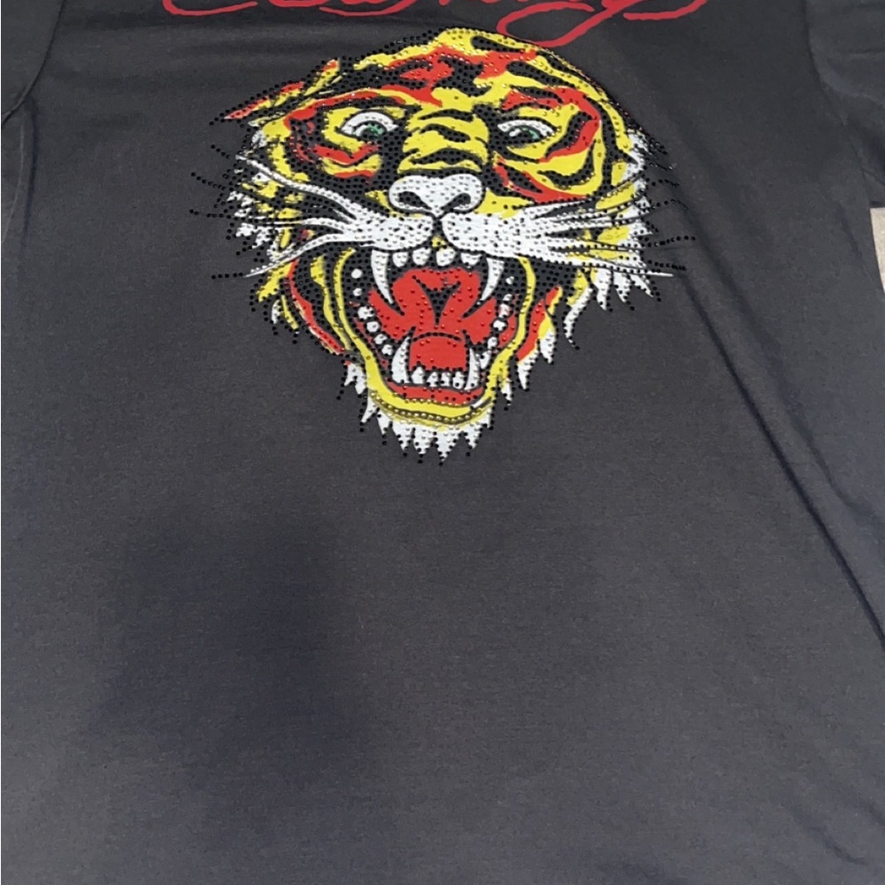 Ed hardy t shirt